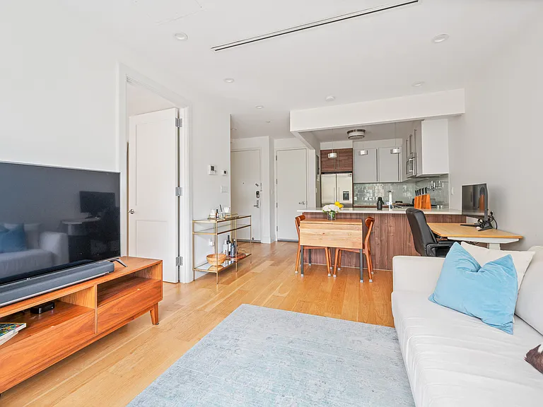 251 Withers St #2F — Photo 9