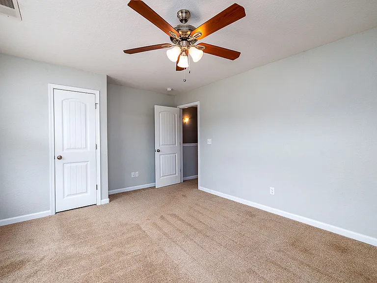 1311 Sunset Dr — Photo 35
