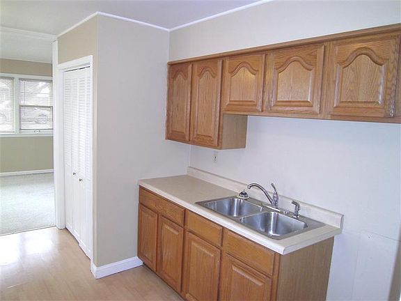 2nd image of 1208 W Home Ave