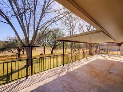 142 Lakeshore Drive, Horseshoe Bay, TX, 78657