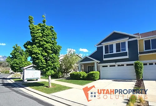 1046 E Quarry View Way Photo 1