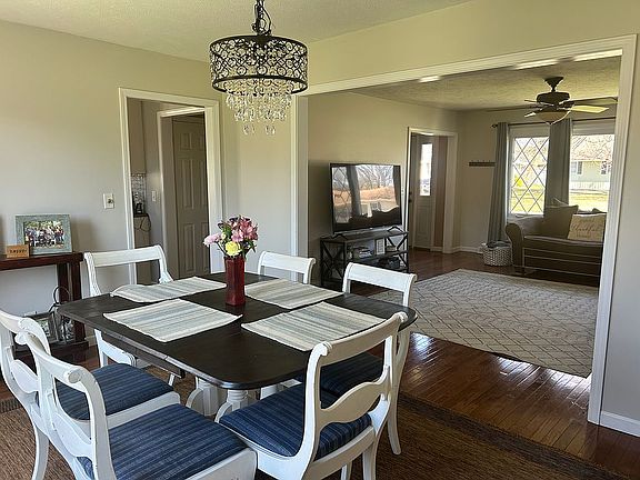 5th image of 115 Potomac Rd