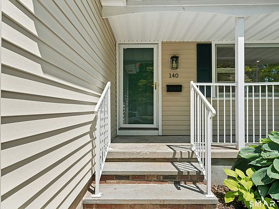 4th image of 140 Spring Street