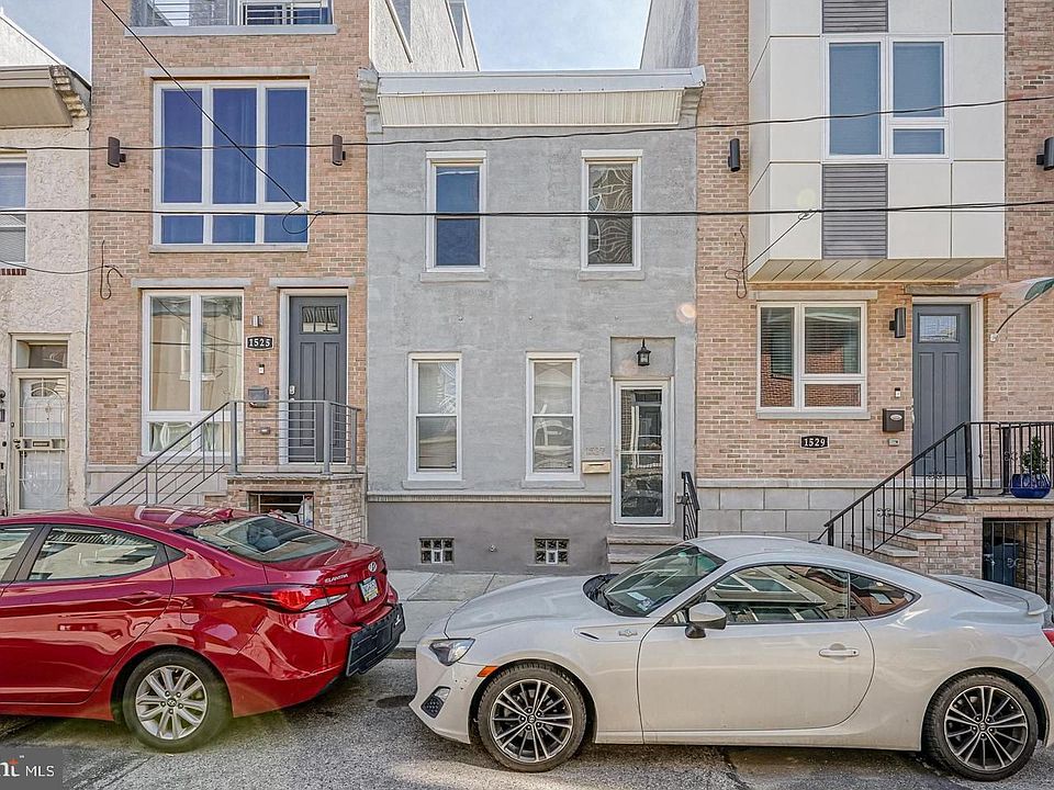 2nd image of 1527 S Dorrance St