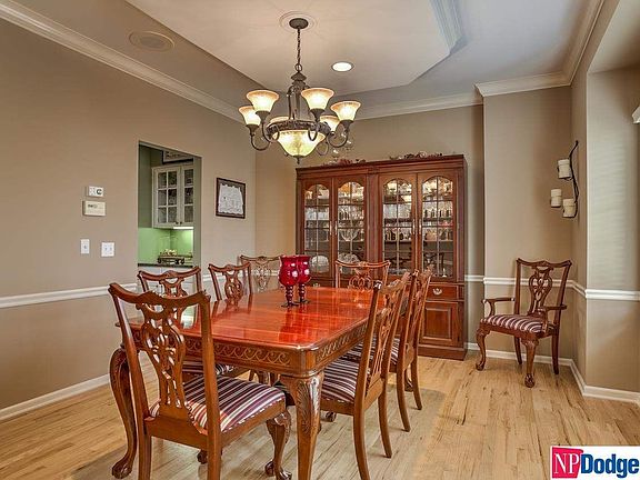 4th image of 17737 Harney St