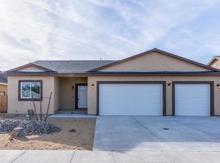 515 Wedge Ln, Fernley, NV 89408