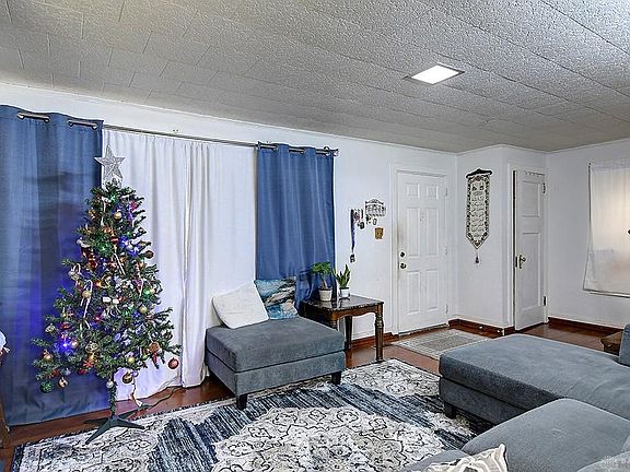 4th image of 1242 Demphle Ave