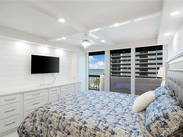 4001 Gulf Shore Blvd N #702 — Photo 19