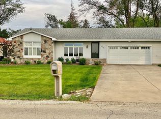 2242 W Tower Rd, Kankakee, IL 60901