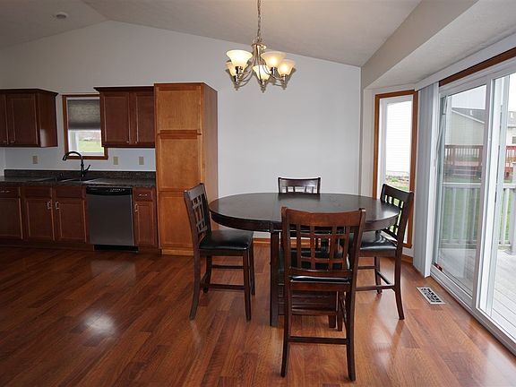 5th image of 13127 Foxglove Ln
