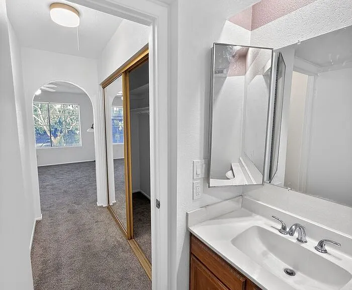 1905 E University Dr #219-E — Photo 31