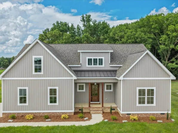 6140 Cultivator Dr, Battleboro, NC 27809