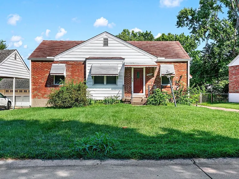 9826 Ravensbrook Dr — Photo 29