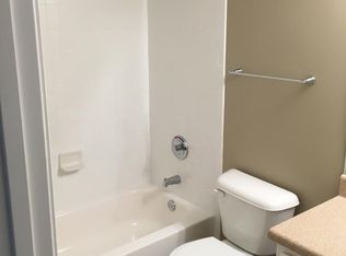 6767 Meadow Oak Pl APT 2, Memphis, TN 38120