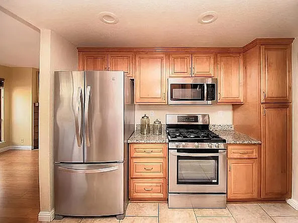1254 Sierra Village Pl — Photo 2