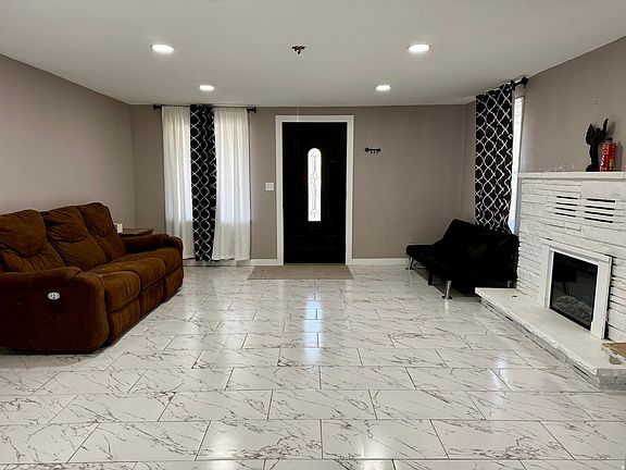 3rd image of 341 W 100 S