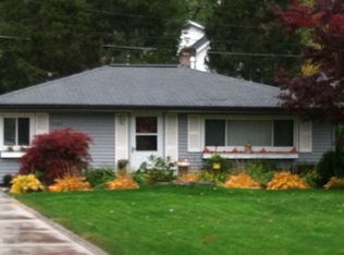 31985 Lake Rd, Avon Lake, OH 44012