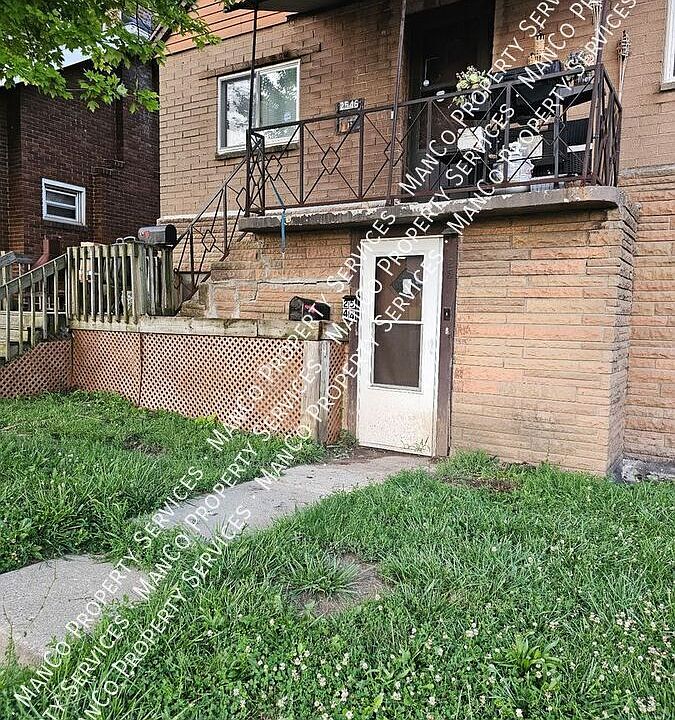 1st image of 2544 N Gettysburg Ave
