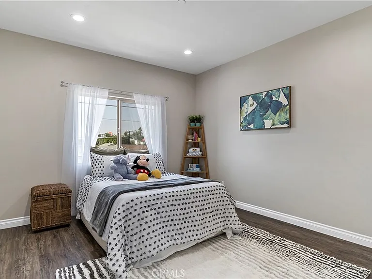 14102 Edwards — Photo 19