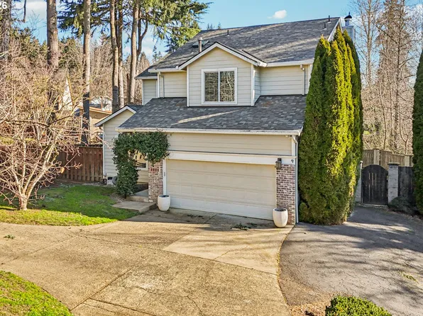 5966 Frost Ln, Lake Oswego, OR 97035