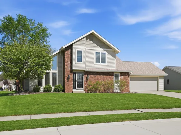 11718 Grand River Dr, Fort Wayne, IN 46845