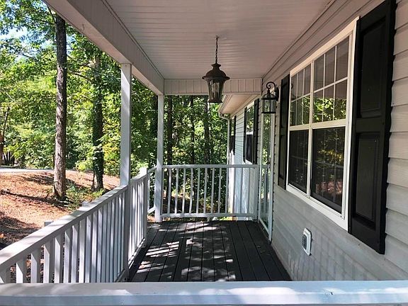 4th image of 143 Jennifer Ct