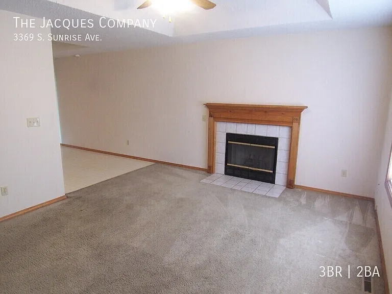 3369 S Sunrise Ave — Photo 2