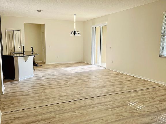 5th image of 11942 Verrazano Dr