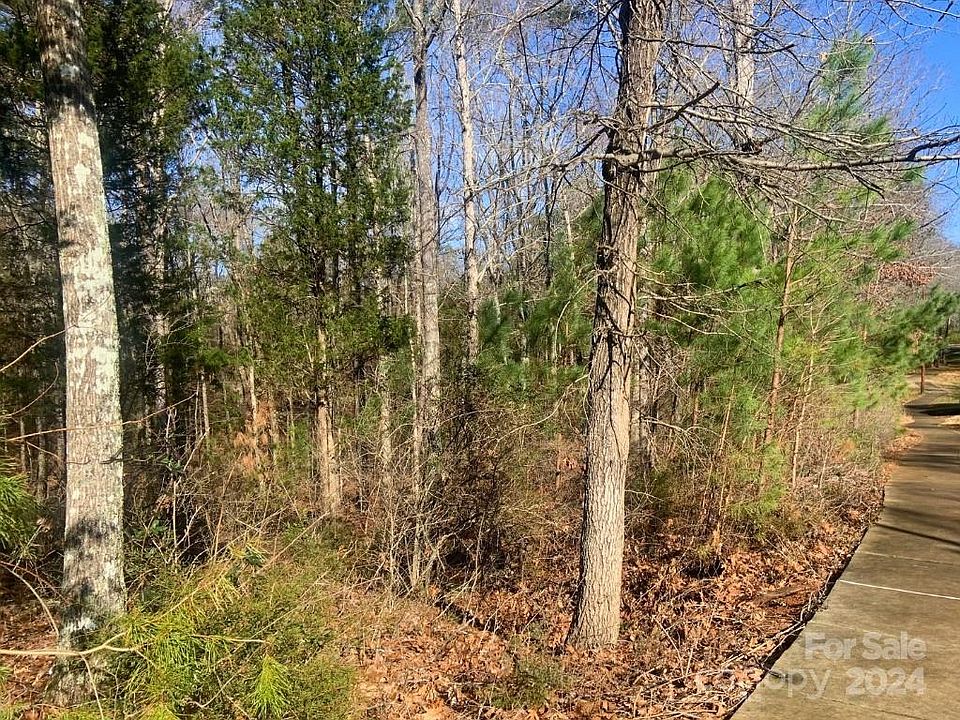 2nd image of 8807 Island Point Rd #123