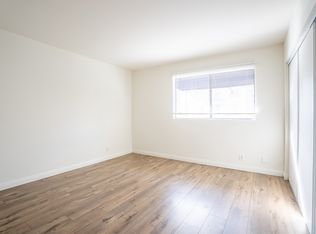 326 S Manhattan Pl #102-1/2, Los Angeles, CA 90020