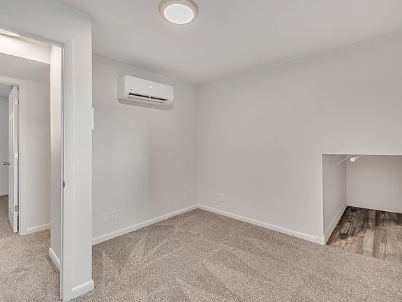 4th image of 2066 W Quailstone Dr #2