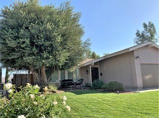 607 Balboa Dr, Corona, CA 92879