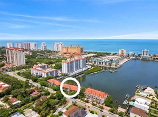 9103 Vanderbilt Dr #2-205, Naples, FL 34108