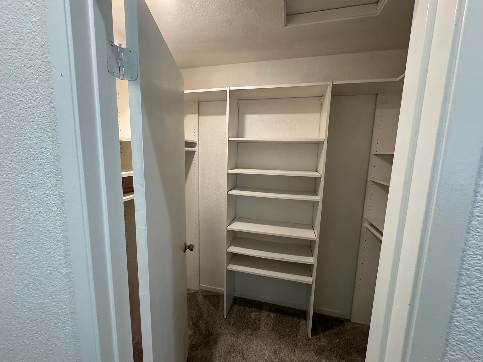 3 bed, 1105 sqft, $2,600 — Photo 1