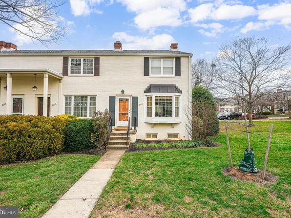 2213 N Dearing St, Alexandria, VA 22302