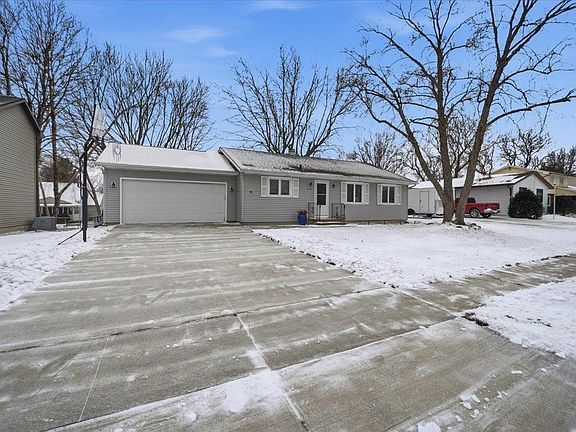 2nd image of 2718 Ryan Dr