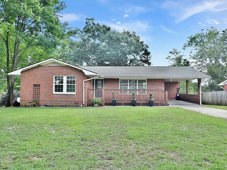 2002 Marilon Dr — Photo 1
