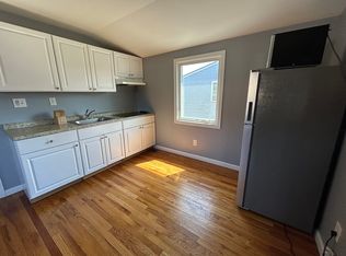 2 Beech St #2, Hicksville, NY 11801