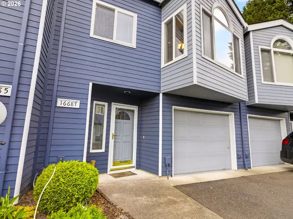 16687 NE Halsey St, Portland, OR 97230