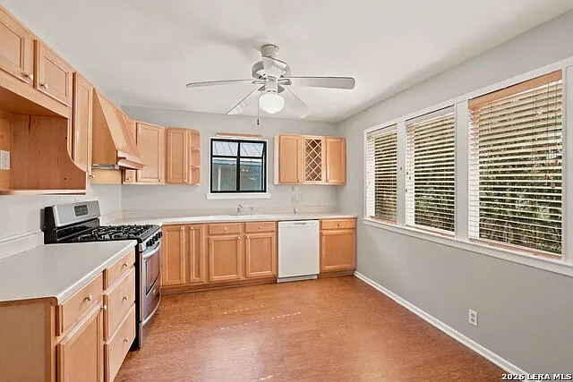 4515 Clear Spring Dr — Photo 6