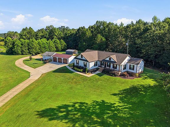 2nd image of 1030 Golf Course Rd