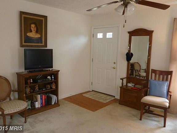 2nd image of 16 Hidden Lake Dr