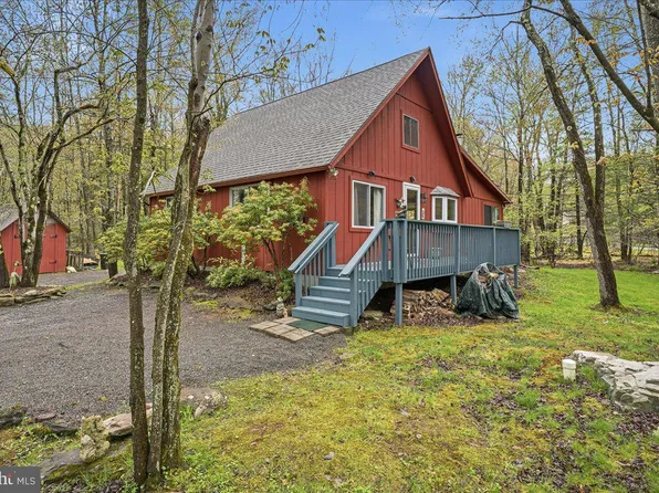 301 Orono Dr, Pocono Lake, PA 18347