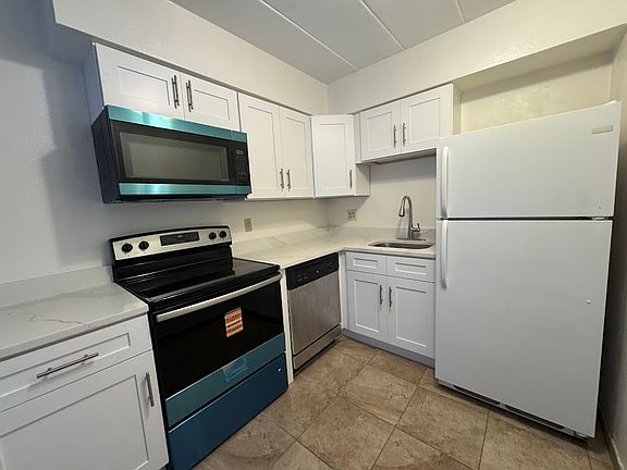 3rd image of 900 S Negley Ave APT 5