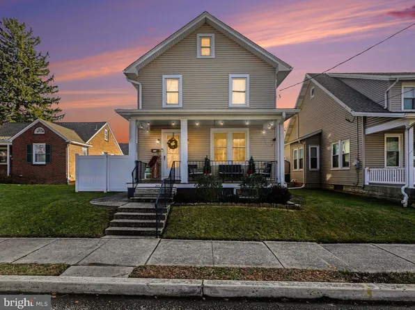 206 E Simpson St, Mechanicsburg, PA 17055