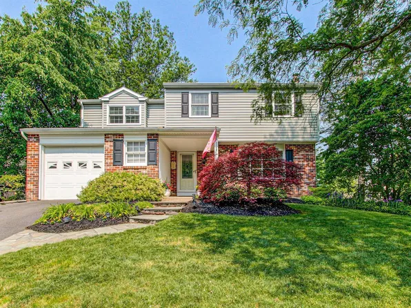 886 Coolidge Ct, Warrington, PA 18976