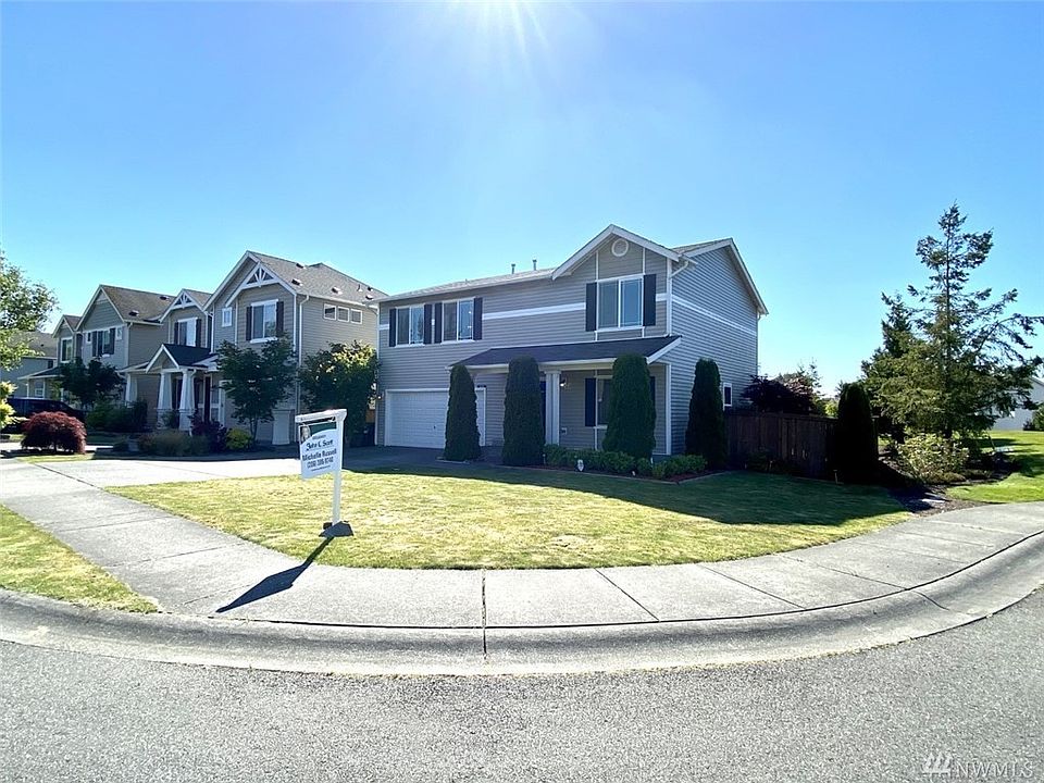 Welcome to 811! Pyramid Peak Place