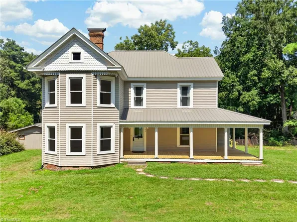 140 Harper St, Star, NC 27356
