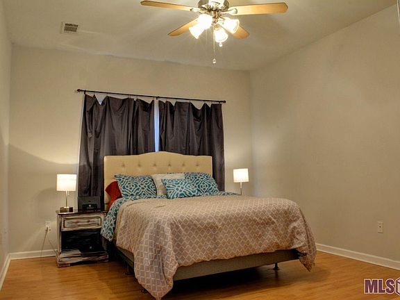 4th image of 35994 Wilmington Ave