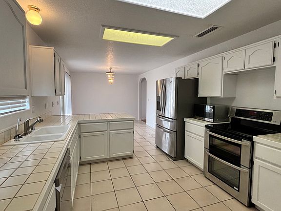 5th image of 2129 San Juan Dr